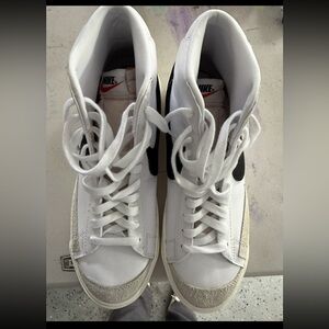 Nike White and Orange Sneakers